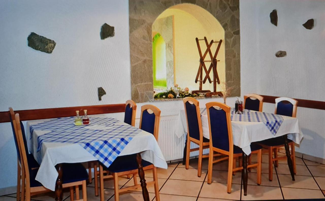 Pension Knafel Zirovnica Exterior photo