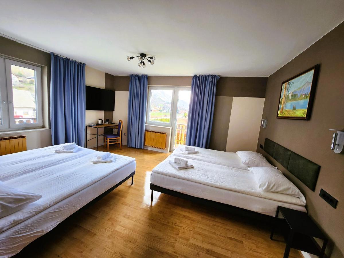 Pension Knafel Zirovnica Exterior photo